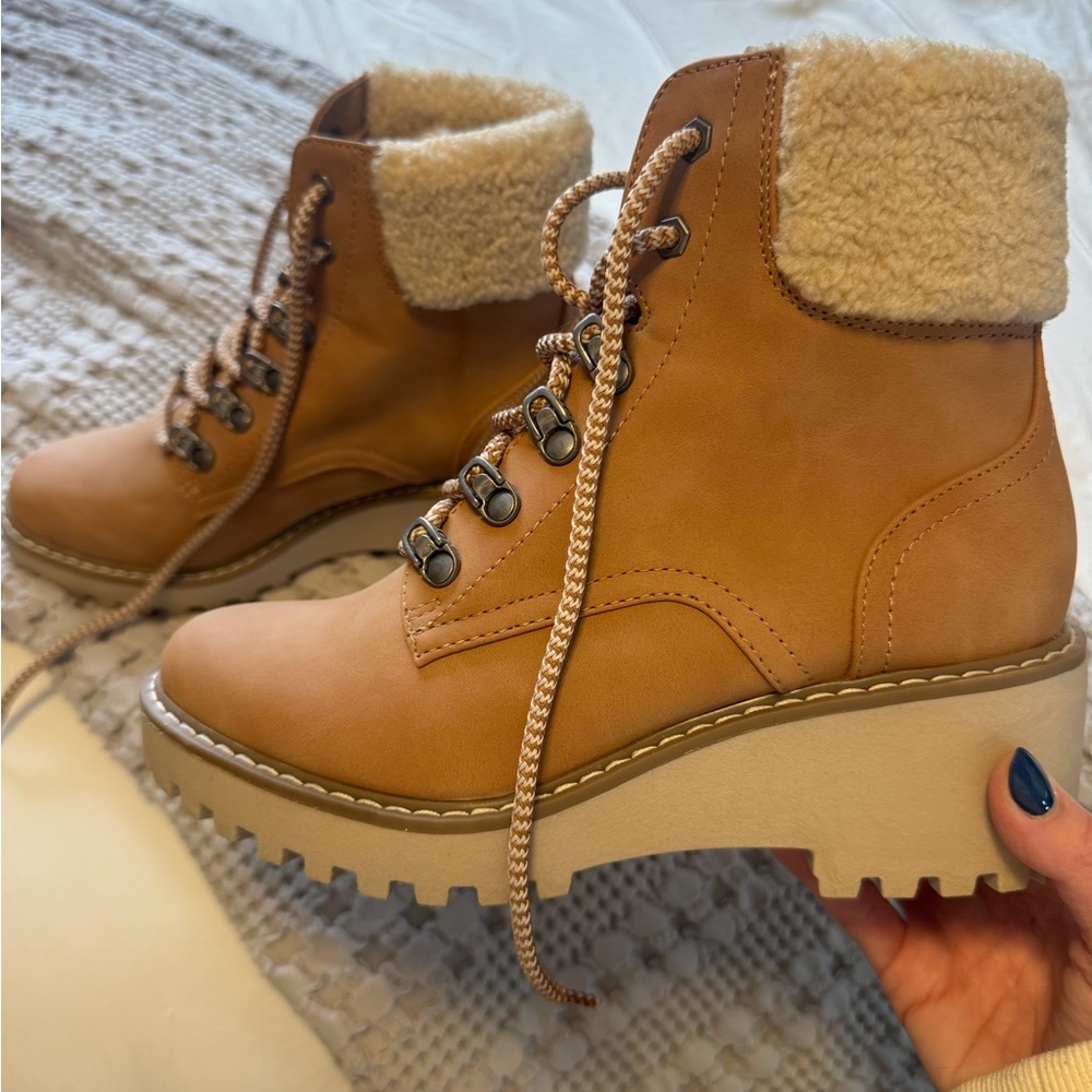 Dolce Vita Tan Lace Up Boots
